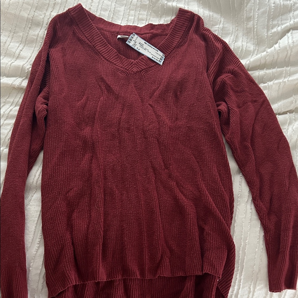American Eagle Outfitters V-Neck Sweater - Deep Red